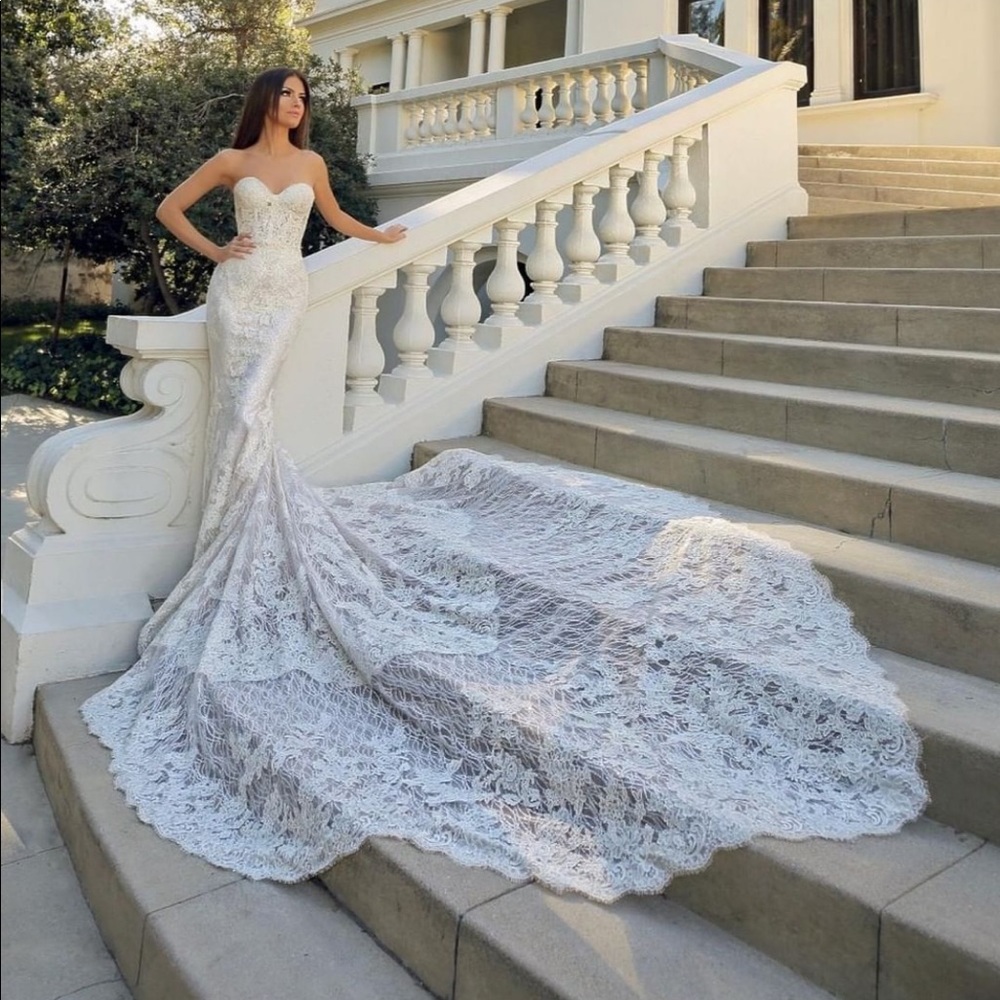 Enzoani Nina Wedding Gown